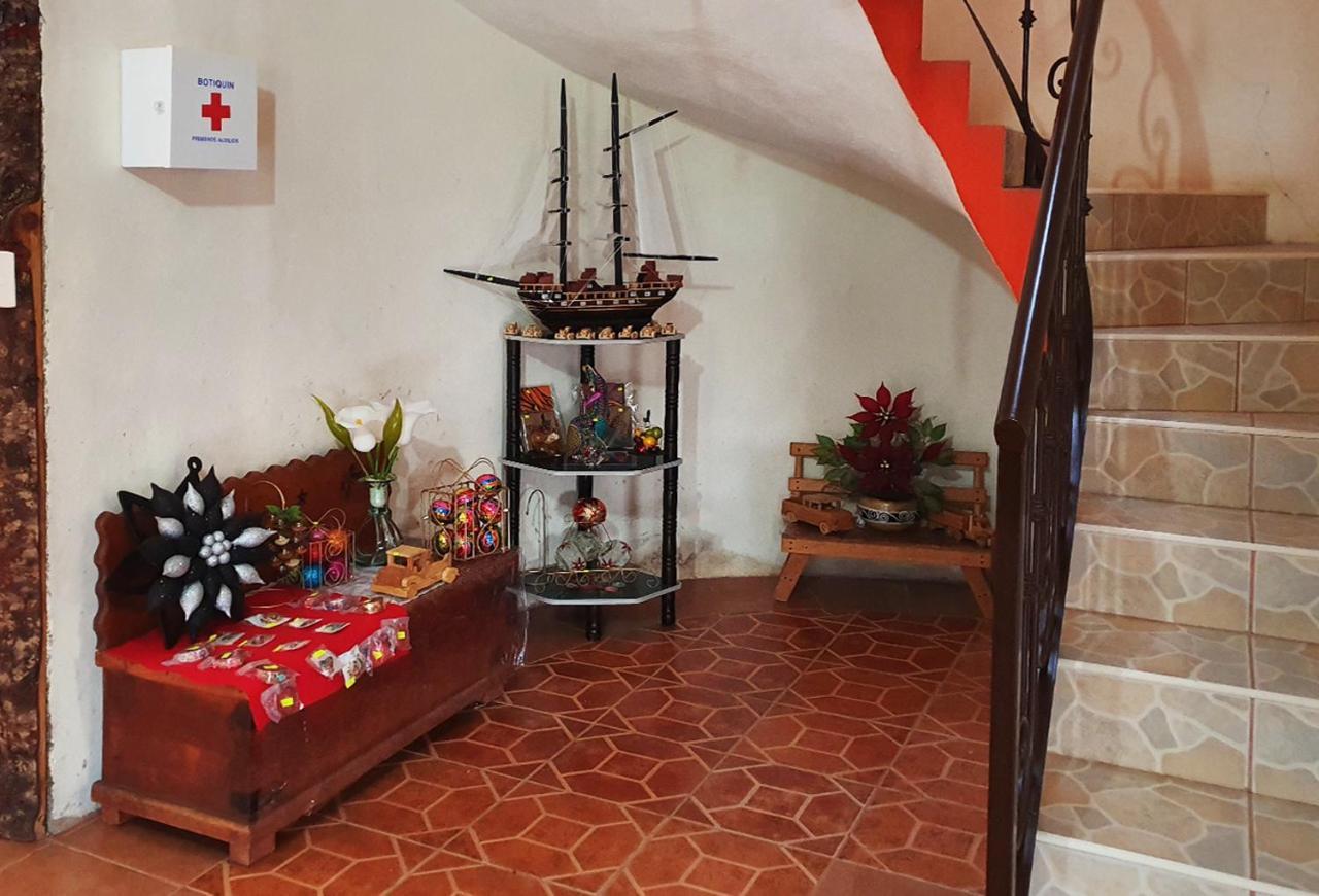 Senda Monarca Villa Senguio Exterior photo