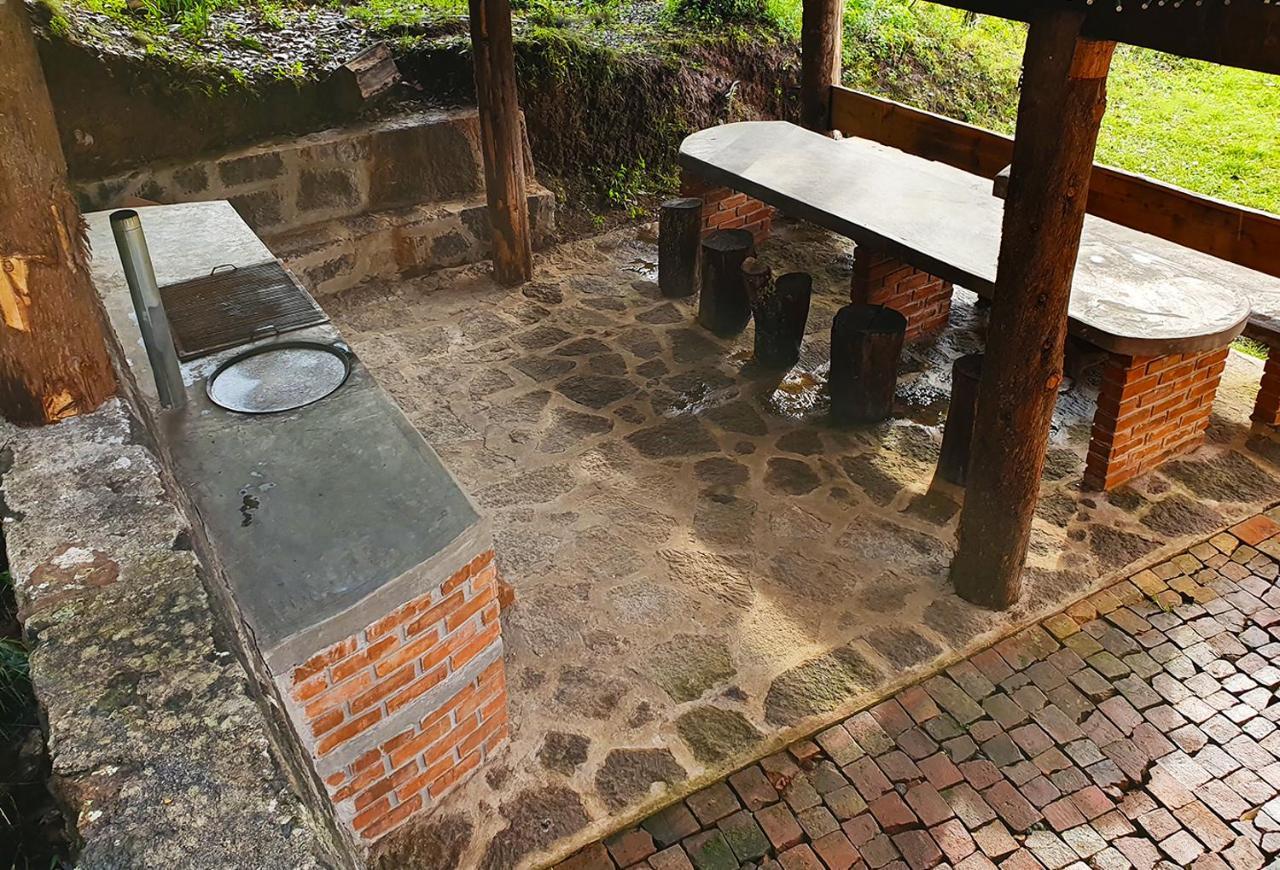 Senda Monarca Villa Senguio Exterior photo